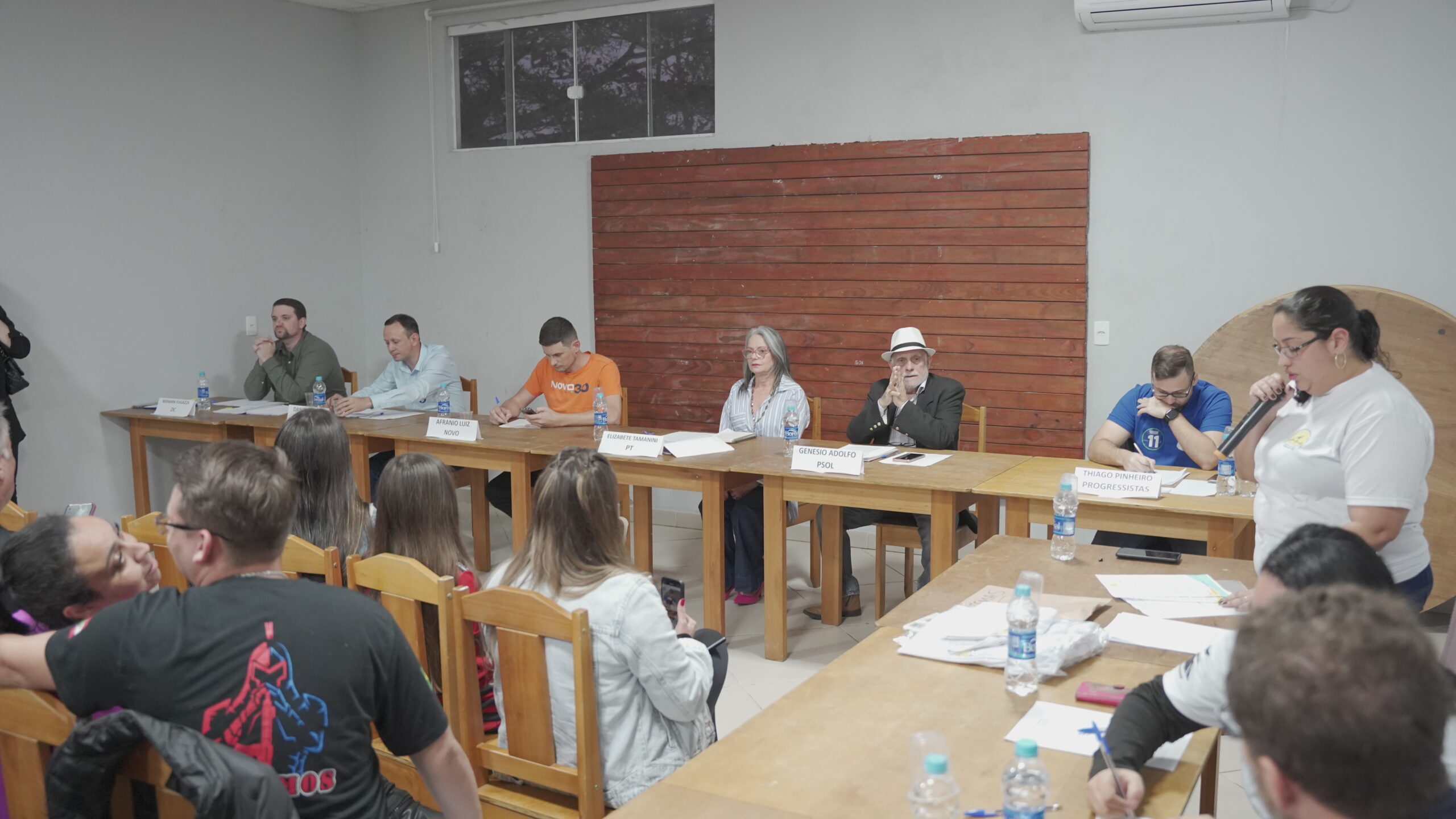 Debate Municipal Agita Barra Velha